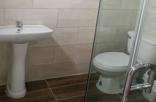 Hotel Don Mero Bani Room Bathroom